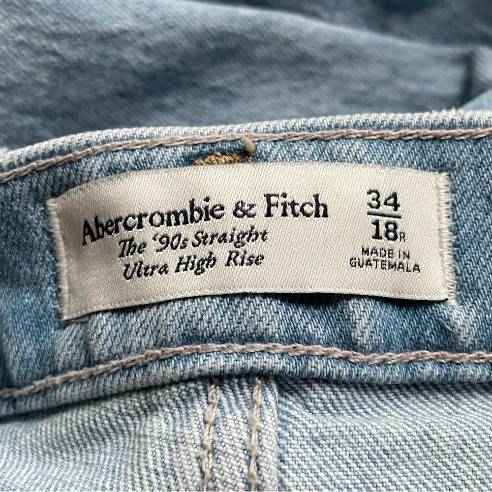 Abercrombie & Fitch Light Blue Women Jeans - Picture 9 of 10